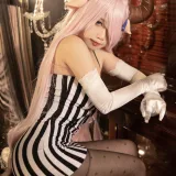 贞子蜜桃《娜露梅亚礼服》主题写真：35张全套美图