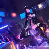 皮皮奶《黑暗护士》主题写真：40张全套美图