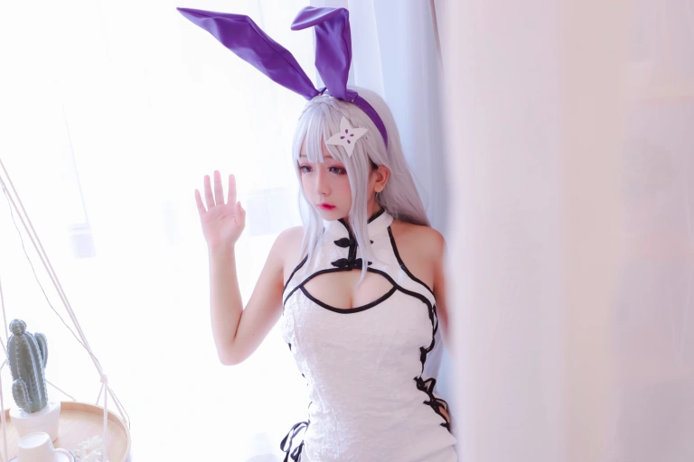 日奈娇(椎名莜)《白旗袍》主题写真：42张全套美图