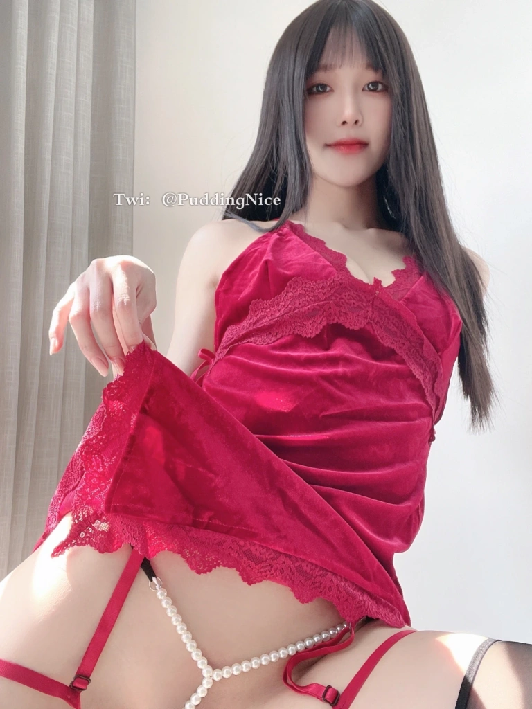 布丁大法《红酒流心》主题写真：62张全套美图，含3个视频