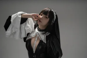 花铃《杀戮修女》主题写真：89张全套美图