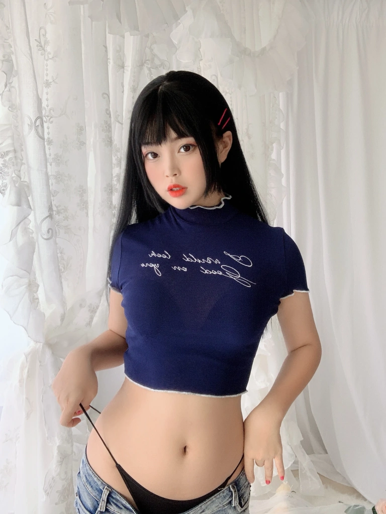 白烨《bad girl》主题写真：85张全套美图，含15个视频