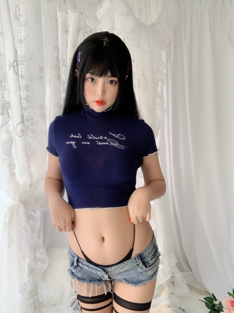 白烨《bad girl》主题写真：85张全套美图，含15个视频