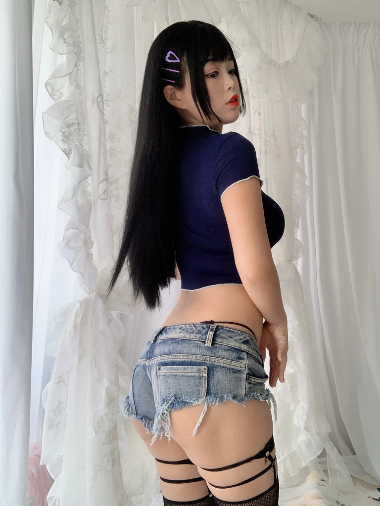 白烨《bad girl》主题写真：85张全套美图，含15个视频