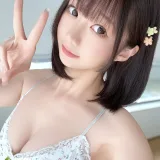 雫しずく《[Fantia] 2025年01月订阅》主题写真：391张全套美图