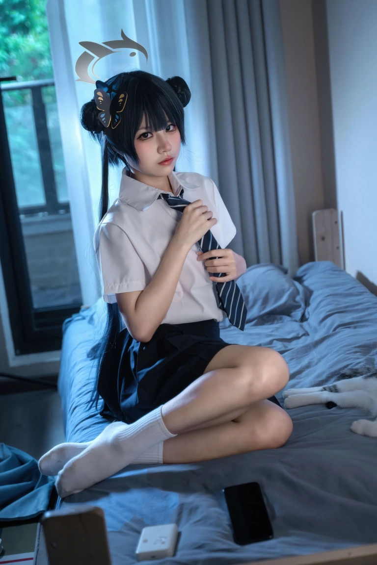 清水凪《蔚蓝档案 龙华妃咲JK》主题写真：52张全套美图