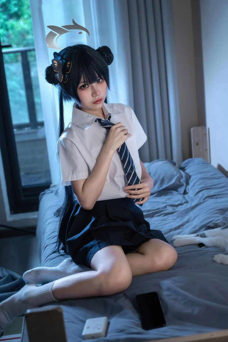 清水凪《蔚蓝档案 龙华妃咲JK》主题写真：52张全套美图