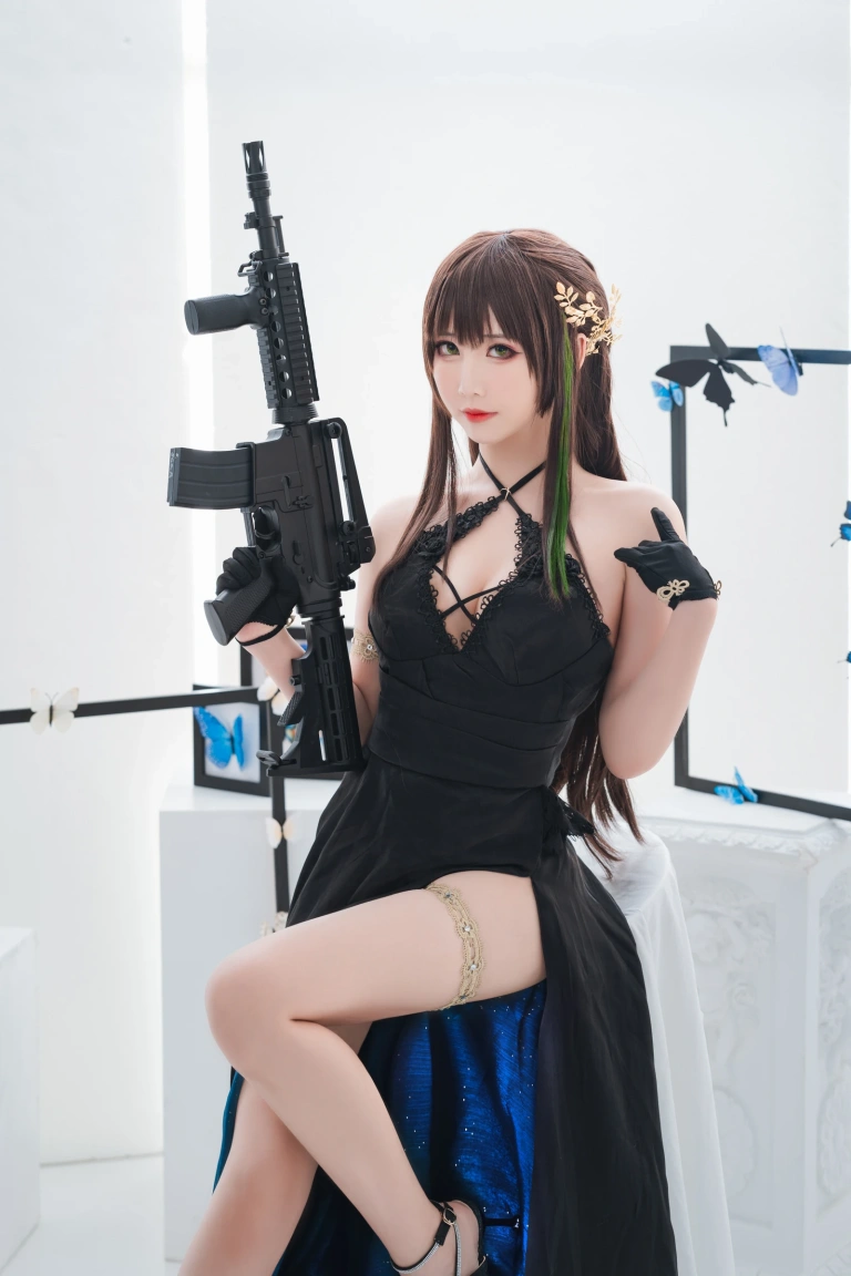 面饼仙儿《M4A1》主题写真：21张全套美图
