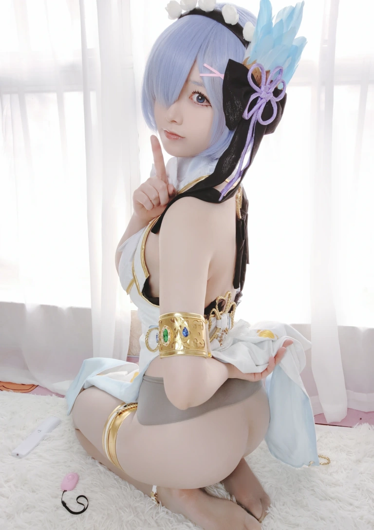 朝霧愛《Rem 蕾姆》主题写真：34张全套美图