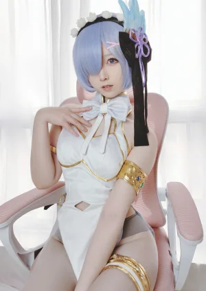 朝霧愛《Rem 蕾姆》主题写真：34张全套美图