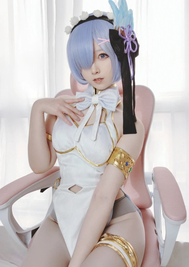 朝霧愛《Rem 蕾姆》主题写真：34张全套美图