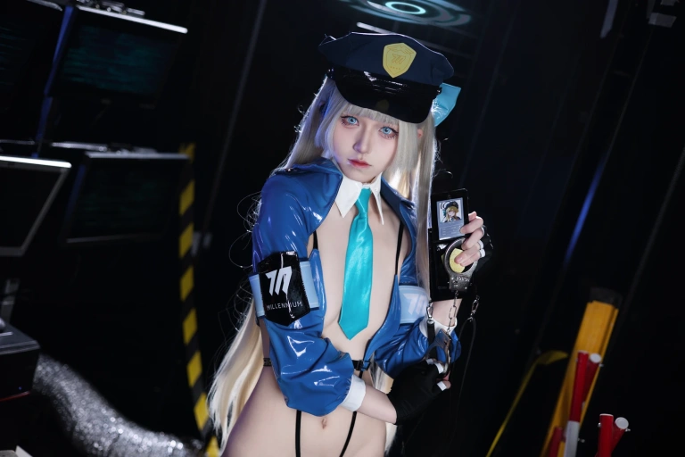 双木扶苏《toki 警察ver》主题写真：51张全套美图