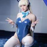 屿鱼《Toki X 飛鳥馬トキ兔女郎 蓝色兔子》主题写真：45张全套美图