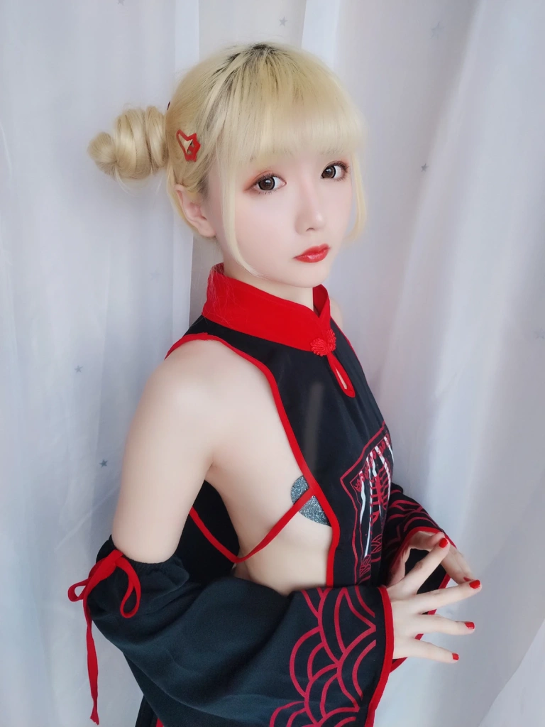 星之迟迟《VOL.2 幼齿僵尸包》主题写真：61张全套美图