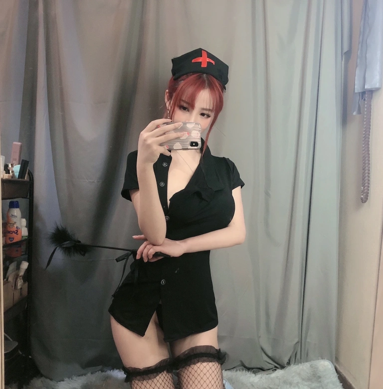 叉子宝宝《自拍系列02》主题写真：53张全套美图