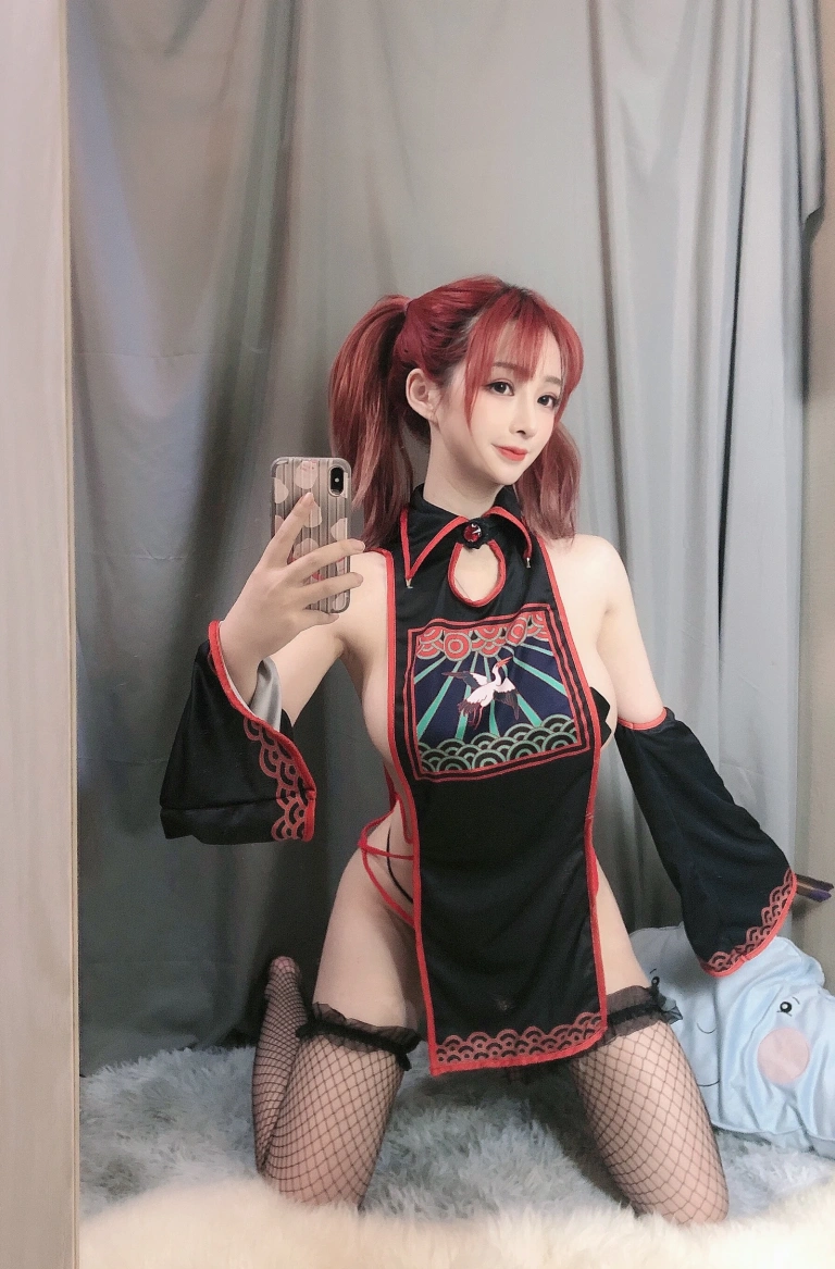 叉子宝宝《自拍系列02》主题写真：53张全套美图
