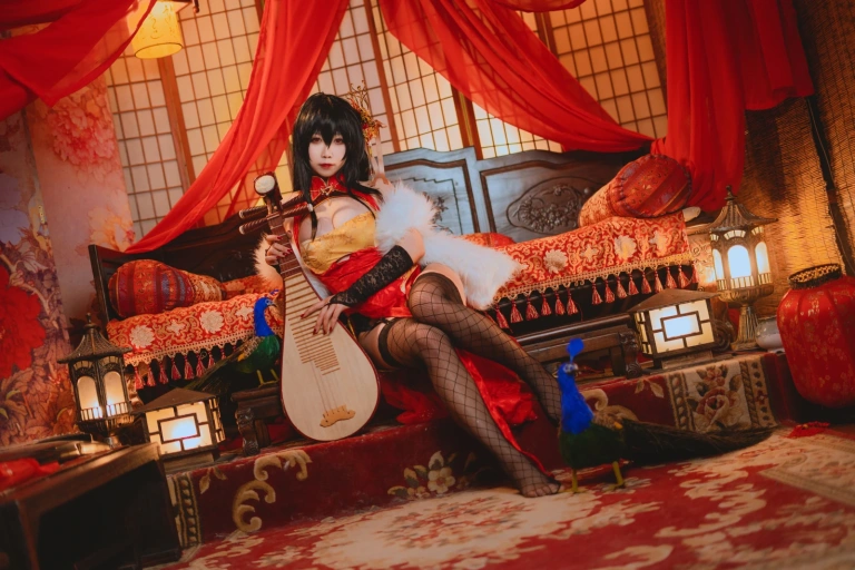 贞子蜜桃《大凤旗袍》主题写真：10张全套美图