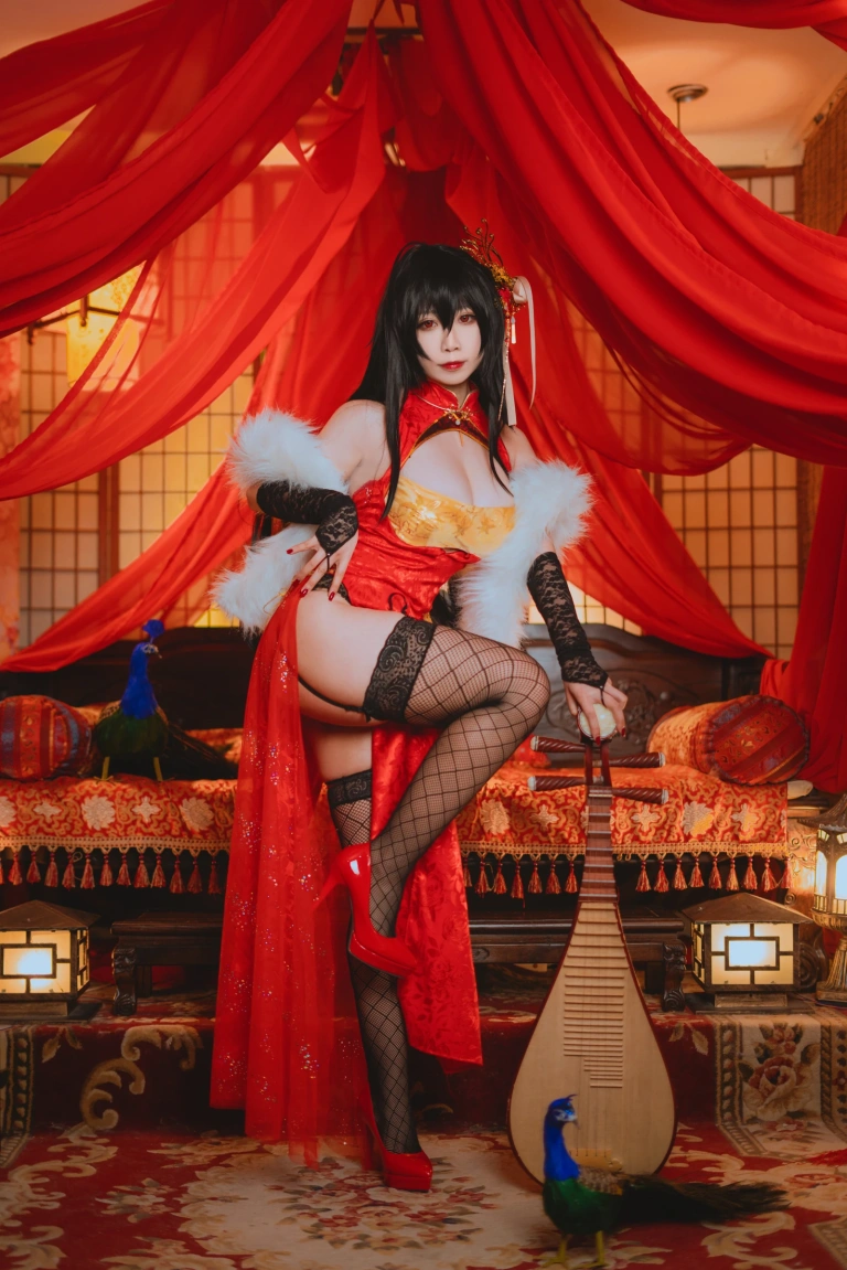 贞子蜜桃《大凤旗袍》主题写真：10张全套美图