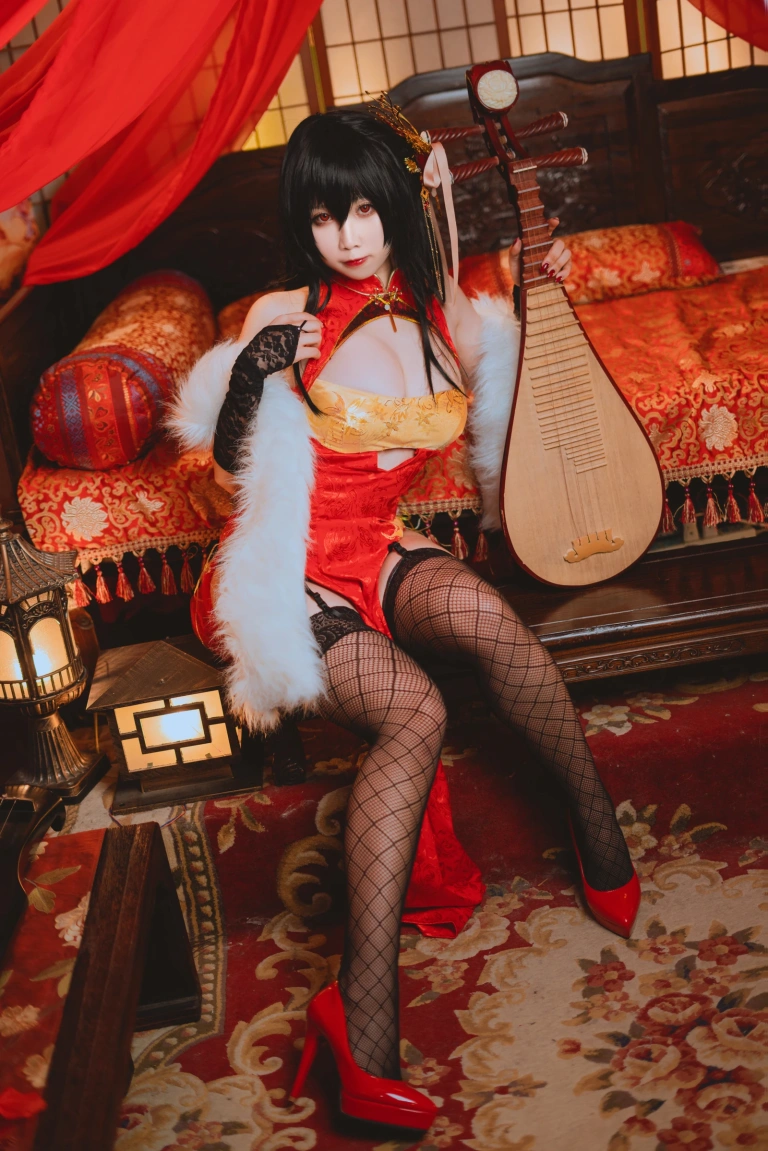贞子蜜桃《大凤旗袍》主题写真：10张全套美图