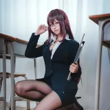 蜜汁猫裘《师匠教师》主题写真：11张全套美图