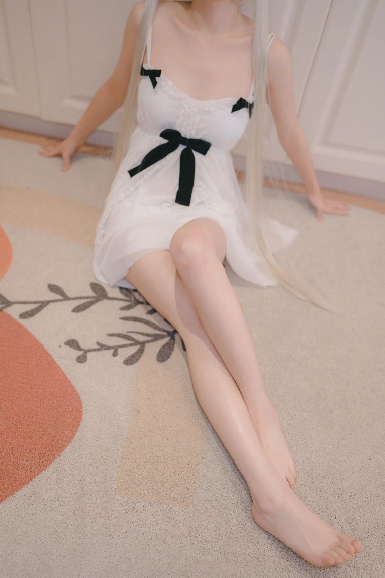 吃了个迟《穹妹》主题写真：125张全套美图