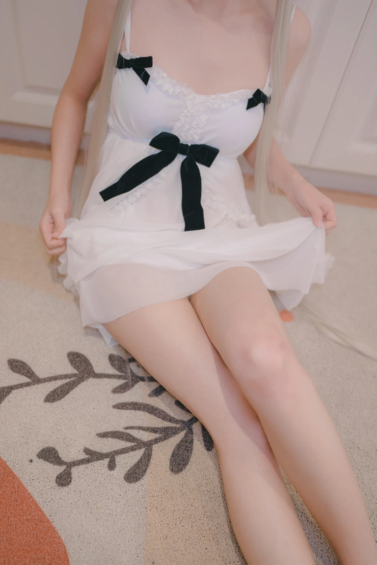 吃了个迟《穹妹》主题写真：125张全套美图