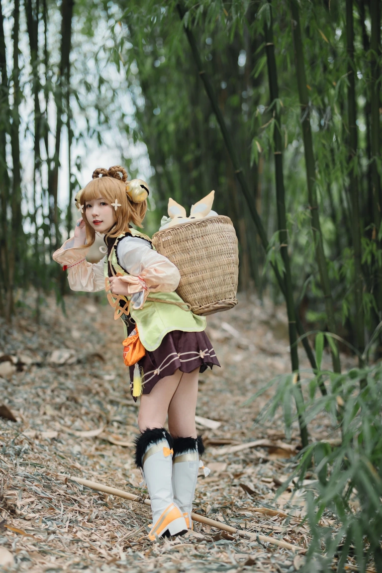 花铃《原神 瑶瑶》主题写真：15张全套美图