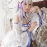 瓜希酱《艾米莉亚》主题写真：16张全套美图