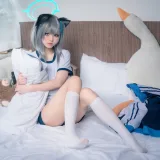 九柒喵《体操服白子》主题写真：17张全套美图