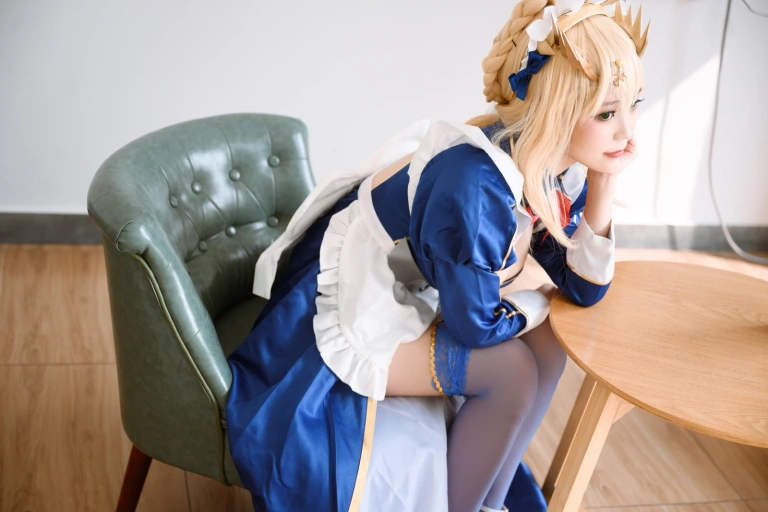 汪知子《白枪呆》主题写真：17张全套美图