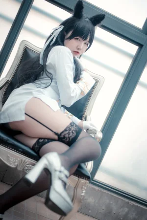 阿半今天很开心《爱宕原皮》主题写真：24张全套美图