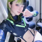 屿鱼《黑绿》主题写真：24张全套美图