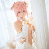 是一只熊仔《公主连结 草野优衣》主题写真：30张全套美图