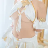 是一只熊仔《公主连结 草野优衣》主题写真：30张全套美图