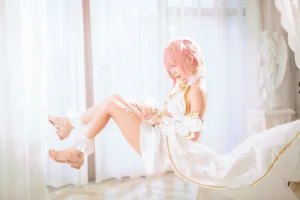 是一只熊仔《公主连结 草野优衣》主题写真：30张全套美图