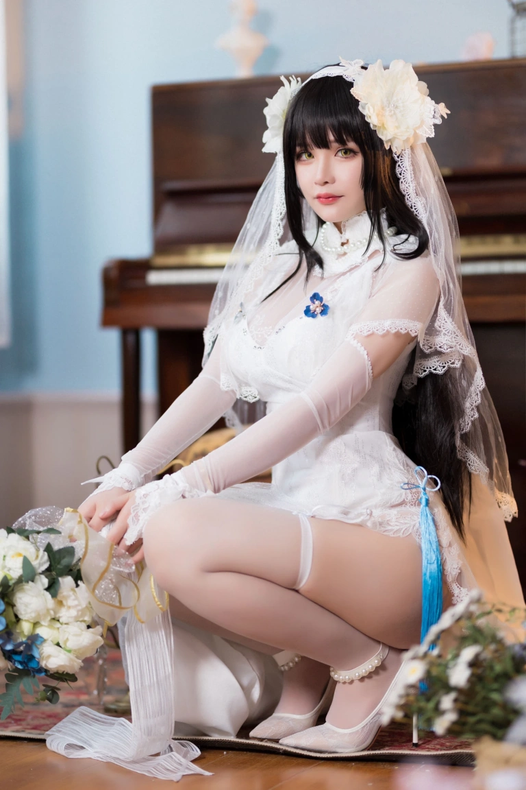 前羽《燕尔新婚》主题写真：30张全套美图