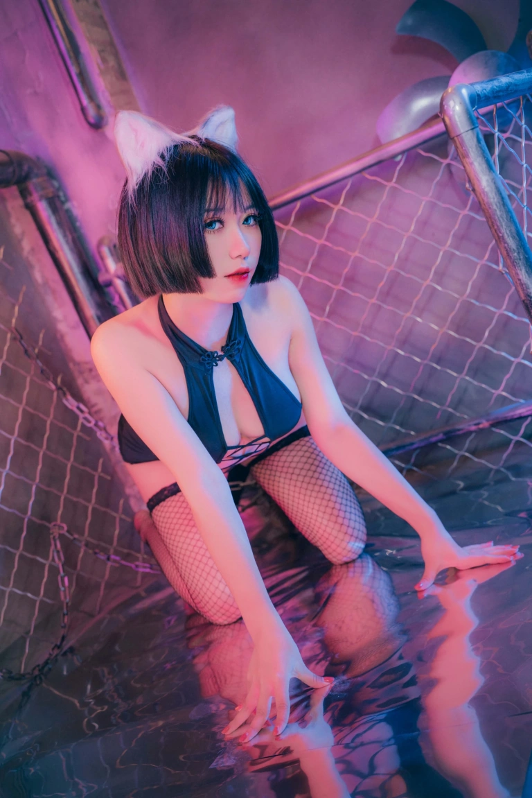 芋圆侑子《小野猫》主题写真：36张全套美图