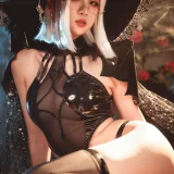 瓦斯塔亚小龙虾《魔女》主题写真：41张全套美图