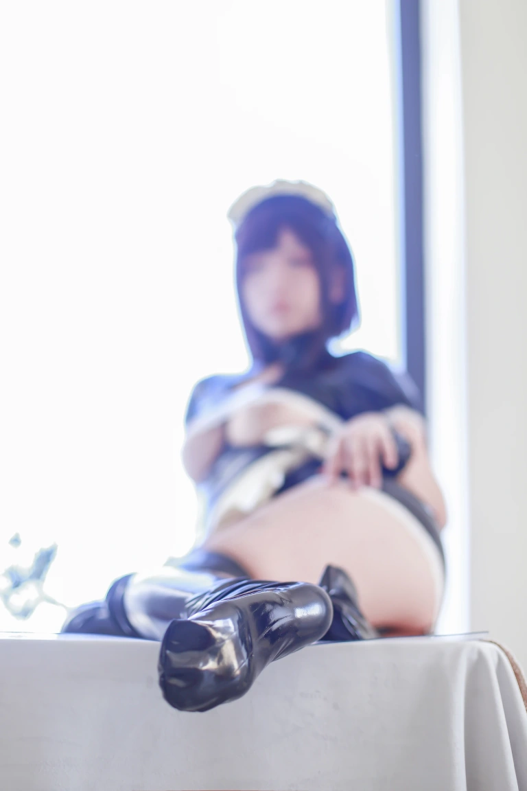 日奈娇(椎名莜)《半乳女仆》主题写真：42张全套美图