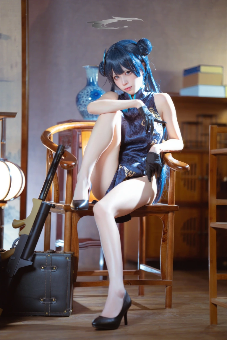 三無人型《碧蓝档案 妃咲旗袍》主题写真：42张全套美图
