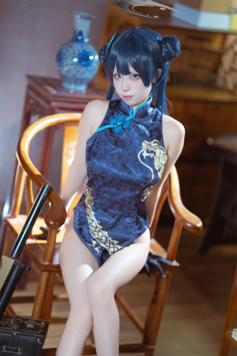 三無人型《碧蓝档案 妃咲旗袍》主题写真：42张全套美图