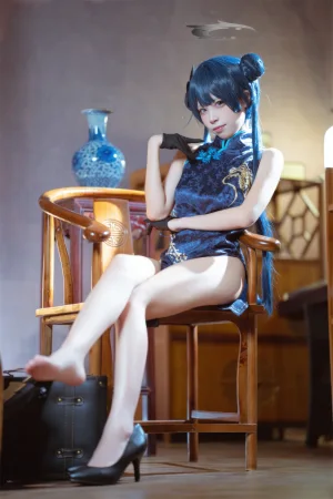三無人型《碧蓝档案 妃咲旗袍》主题写真：42张全套美图