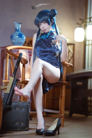 三無人型《碧蓝档案 妃咲旗袍》主题写真：42张全套美图