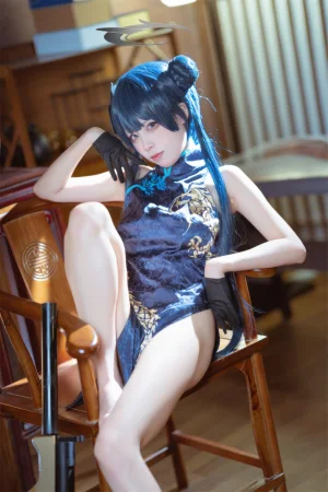三無人型《碧蓝档案 妃咲旗袍》主题写真：42张全套美图