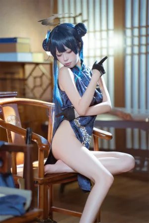 三無人型《碧蓝档案 妃咲旗袍》主题写真：42张全套美图