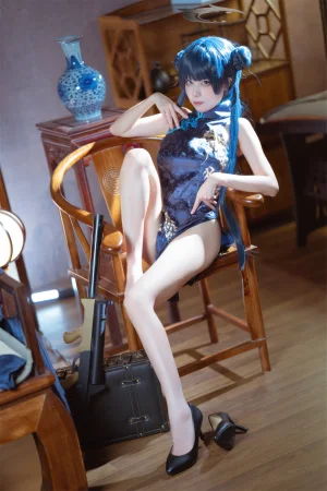 三無人型《碧蓝档案 妃咲旗袍》主题写真：42张全套美图