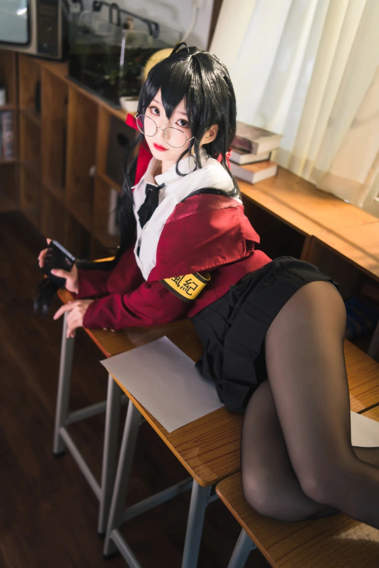 狐玖玖《碧蓝航线 大凤JK》主题写真：20张全套美图