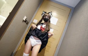 三水子《JK猫猫》主题写真：74张全套美图