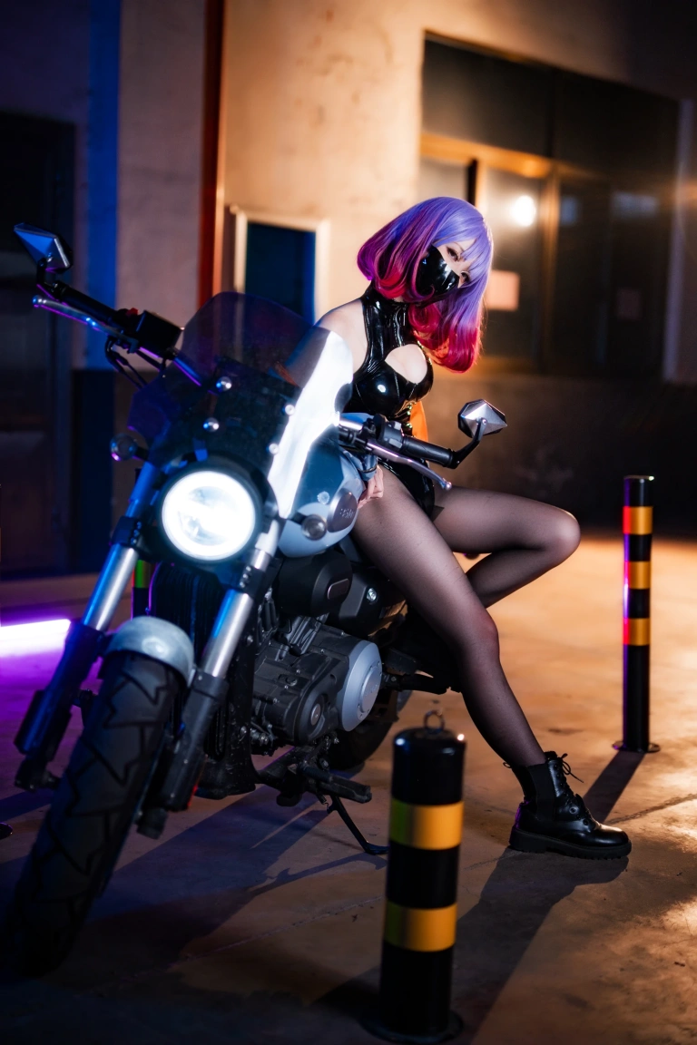 清青琴玖《LUNA》主题写真：35张全套美图