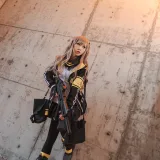 面饼仙儿《UMP45》主题写真：26张全套美图
